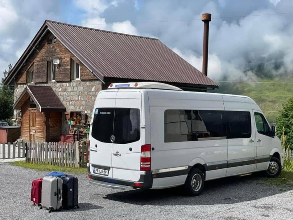 Transfer from Tbilisi to Mestia Transfer from Tbilisi to Mestia