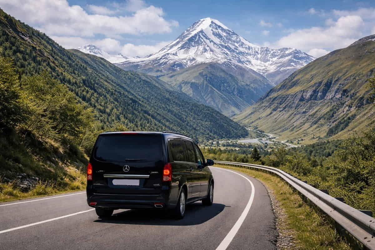 Mini Sivan 7-Seater Minivan Rental in Tbilisi – Comfortable Group Travel