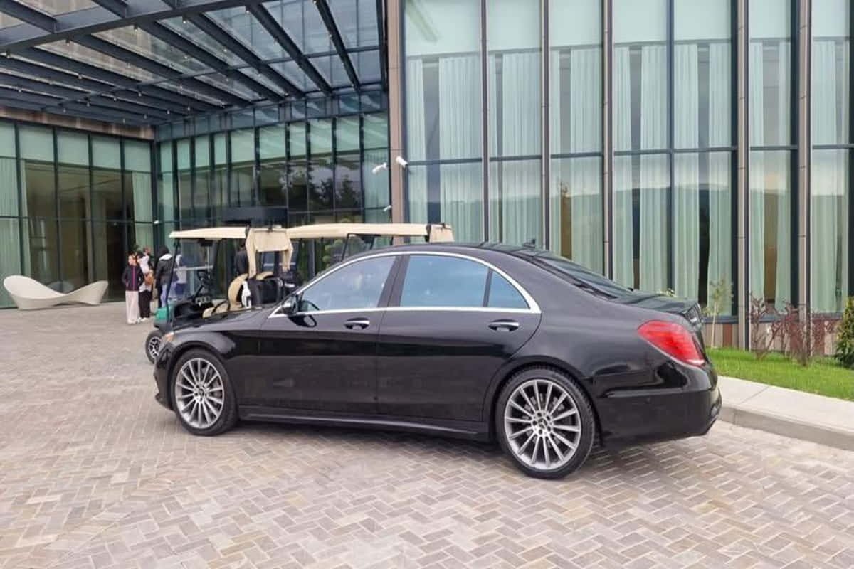 Mercedes S-Class 2017 in hotel parking Tbilisi city