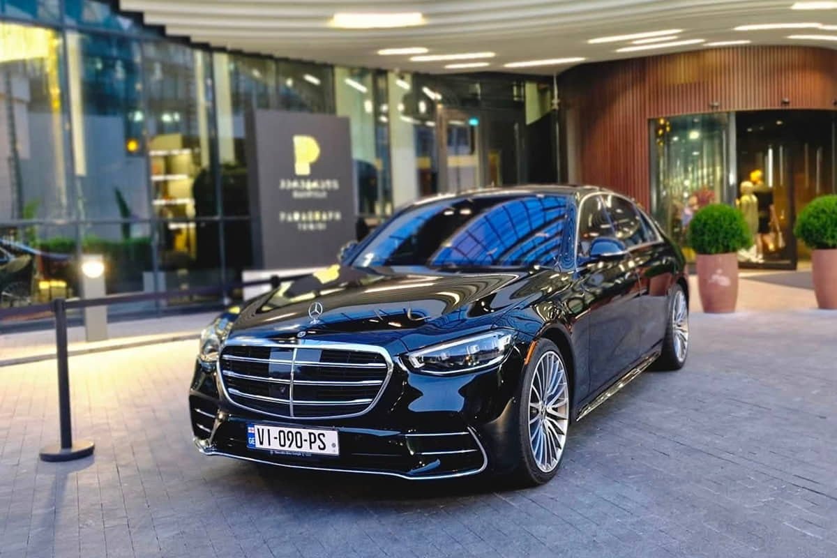 Аренда Mercedes S-Class в Тбилиси